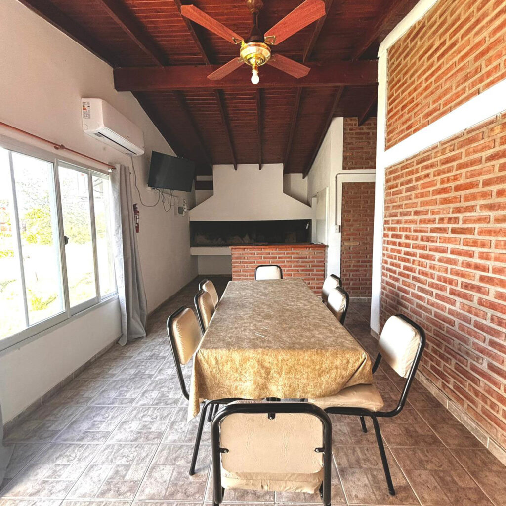 COMEDOR 2 CABAÑA