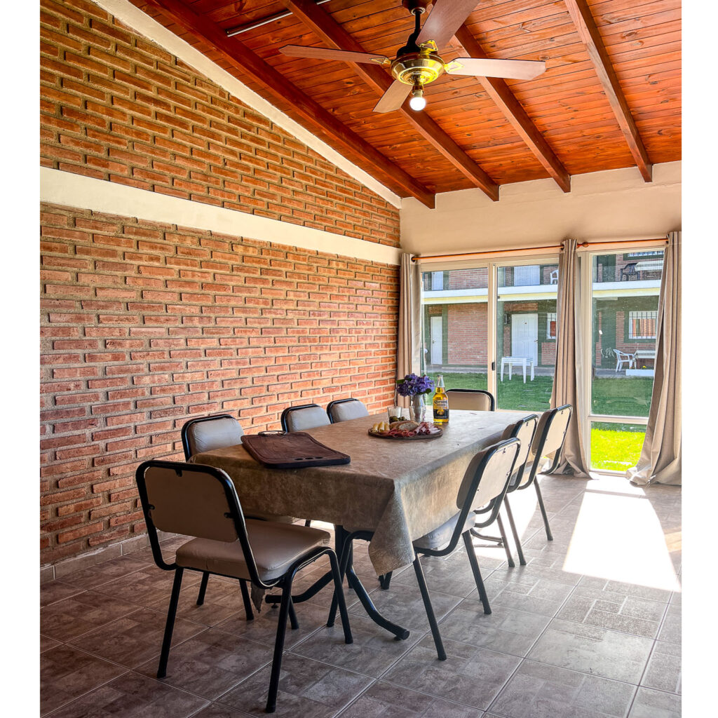 COMEDOR CABAÑA